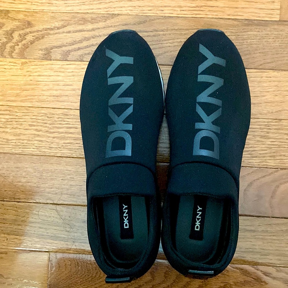 DKNY black slip on women’s sneakers, size 8, gently worn once